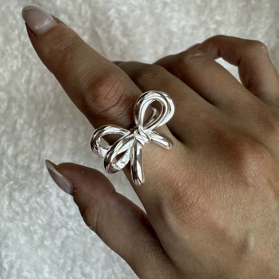 انگشتر پاپیون نقره ای 