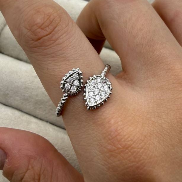 انگشتر نقره‌ای طرح قطره دوتایی 