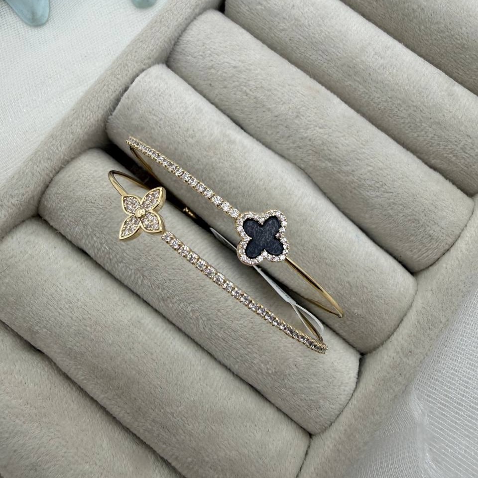 بنگل ونکلیف نگین دار 