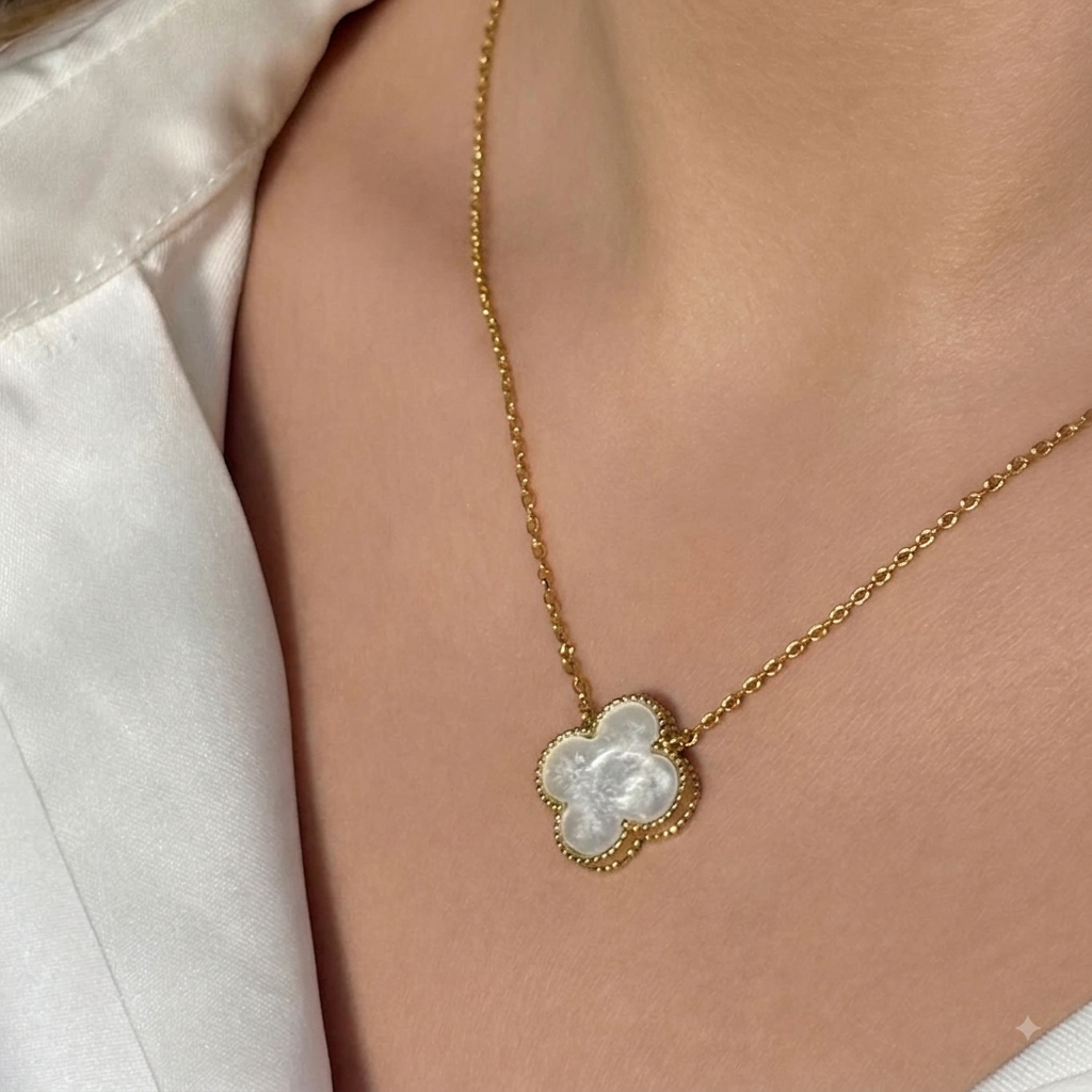 نیم ست ونکلیف سفید تک گل های کوالیتی