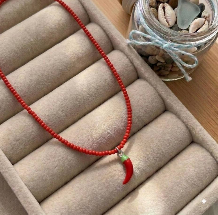 گردنبند تابستانه و ساحلی فلفل